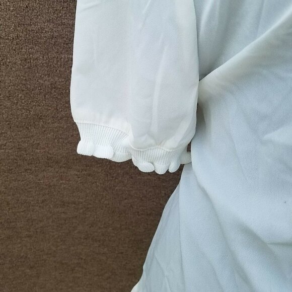 Riley and Rae Short Sleeves See Through Blouse Women's. Size Large. New With Tag - Picture 10 of 12